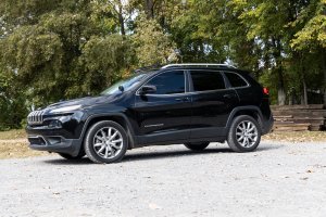 Jeep Cherokee LED Light Kit - Rough Country - Ditch Mount, White DRL - Black - '14-'21